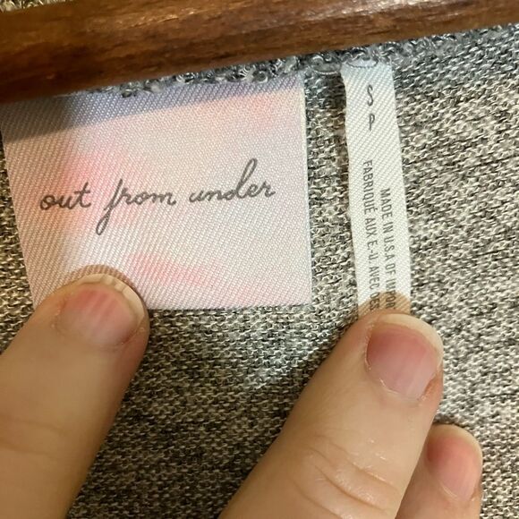 Out From Under cropped sweater, long sleeved, gray, great condition, small - Picture 2 of 3